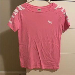 vs pink shirt
